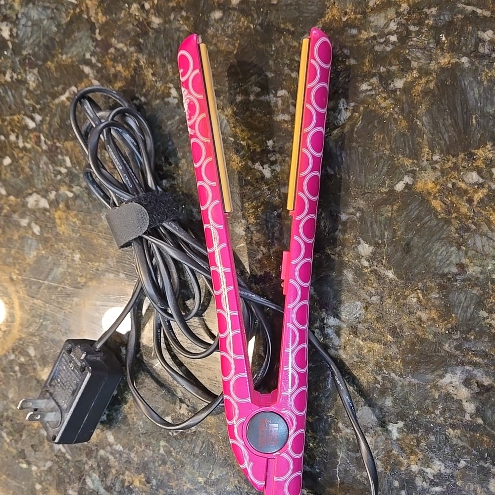 Ultra Chi Ceramic Hot Flat Iron 1" Pink with White Circles